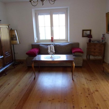 Kleines Schloesschen Apartment Leinau Ngoại thất bức ảnh