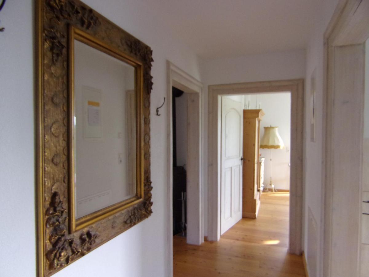 Kleines Schloesschen Apartment Leinau Ngoại thất bức ảnh