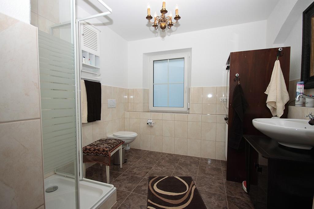 Kleines Schloesschen Apartment Leinau Ngoại thất bức ảnh