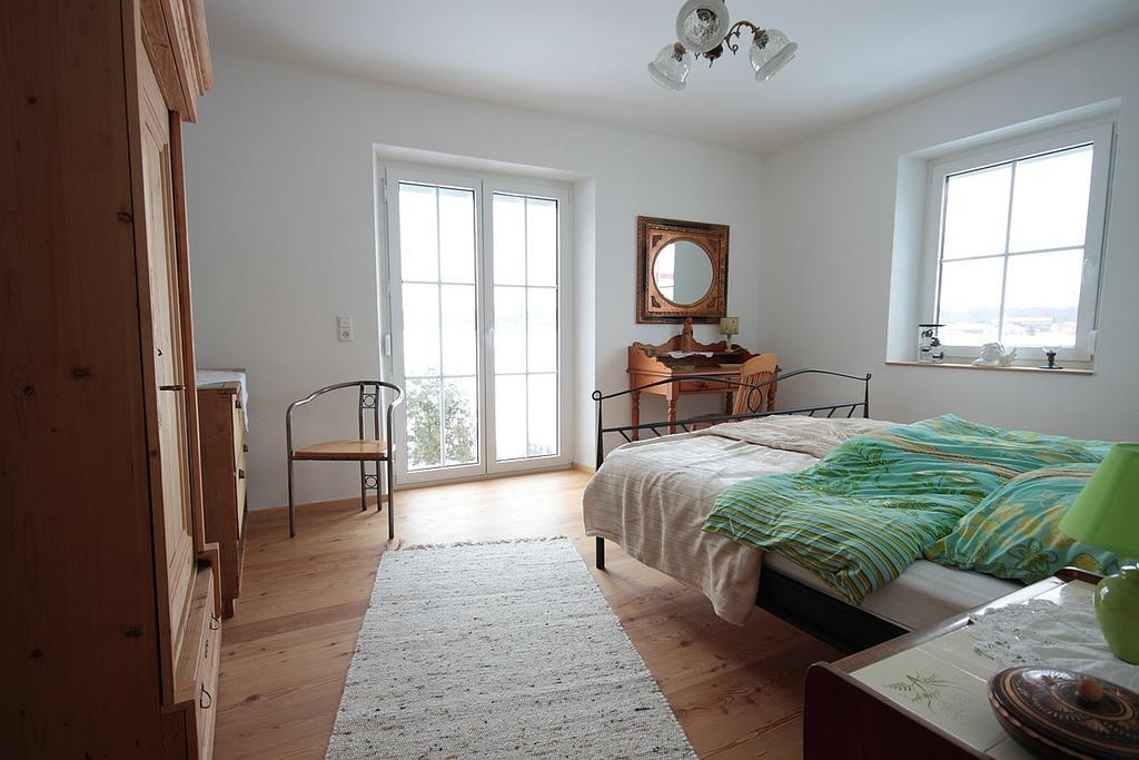 Kleines Schloesschen Apartment Leinau Ngoại thất bức ảnh